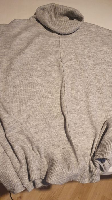 Piękne wiosenne ponczo.