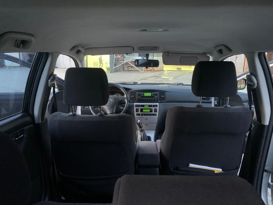 Toyota Corolla 2002 1.6 бензин