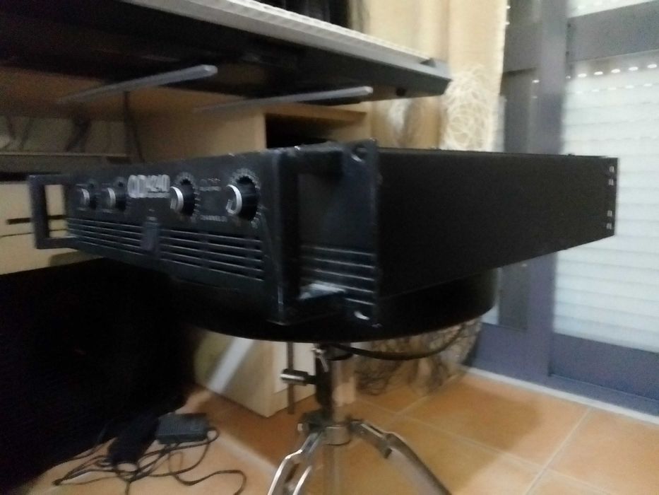 Amplificador Profissional INTER M /QD 4240