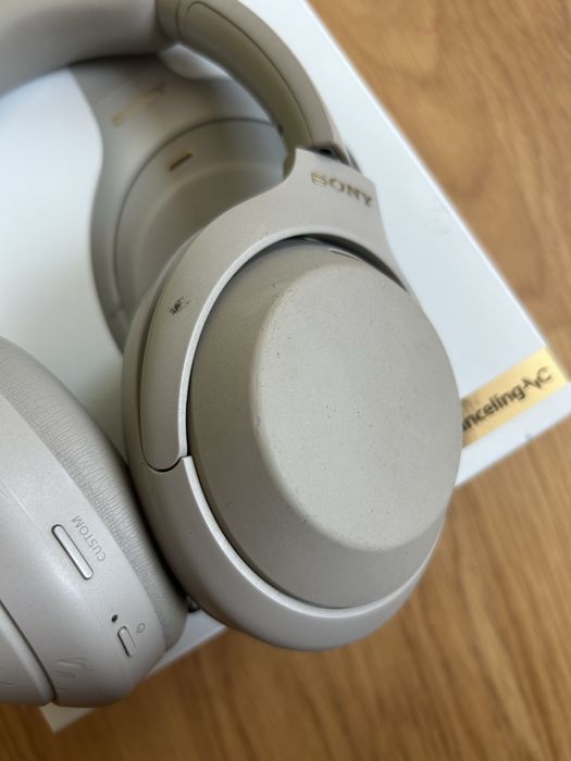 Sluchawki nauszne SONY WH-1000XM4