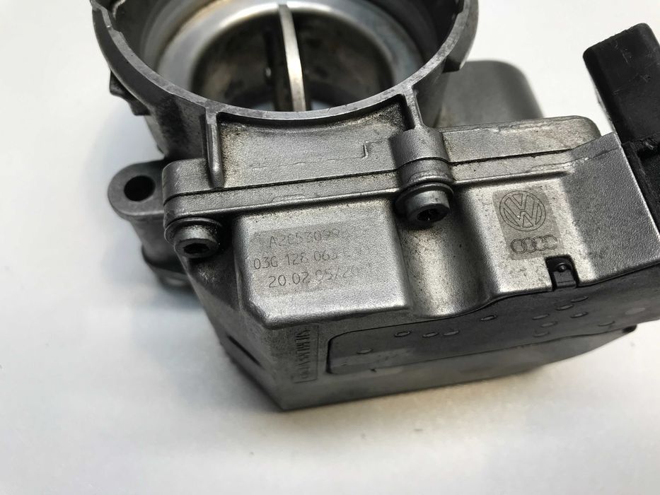 Дросельна заслонка Audi A4 (B6. B7) / Audi A6 (C6) - 1.9TDI - 2.0TDi