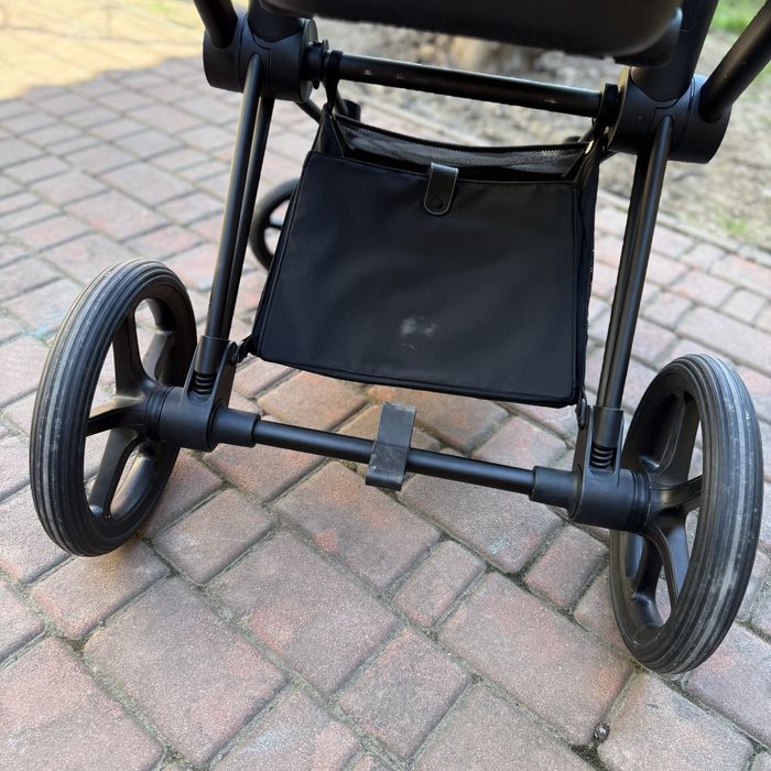 Cybex Priam Leaf Green прогулянкова коляска