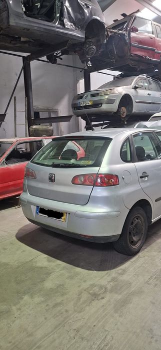 Seat Ibiza 6l 1.2 12v para pecas
Ref:azq