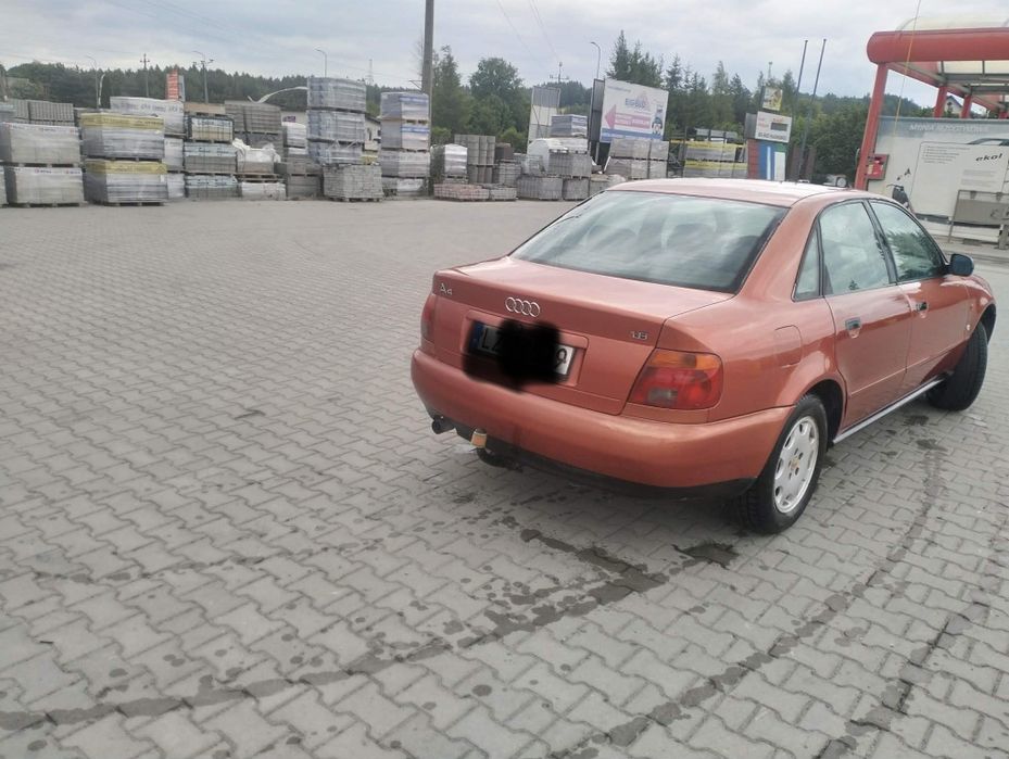 Samochód Audi a4