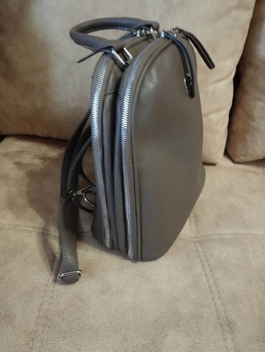 Сумка рюкзак .   .