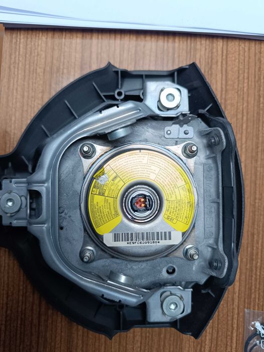 airbag + 4 Pneus com jantes - ferro - Daihatsu Sirion