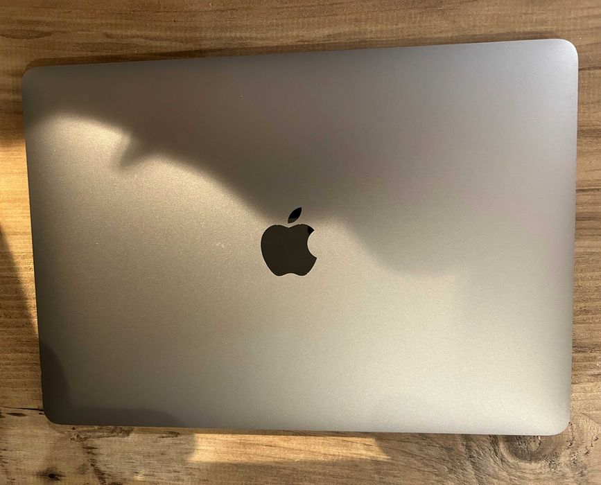 2020 Apple MacBook Air com Apple M1 Chip
