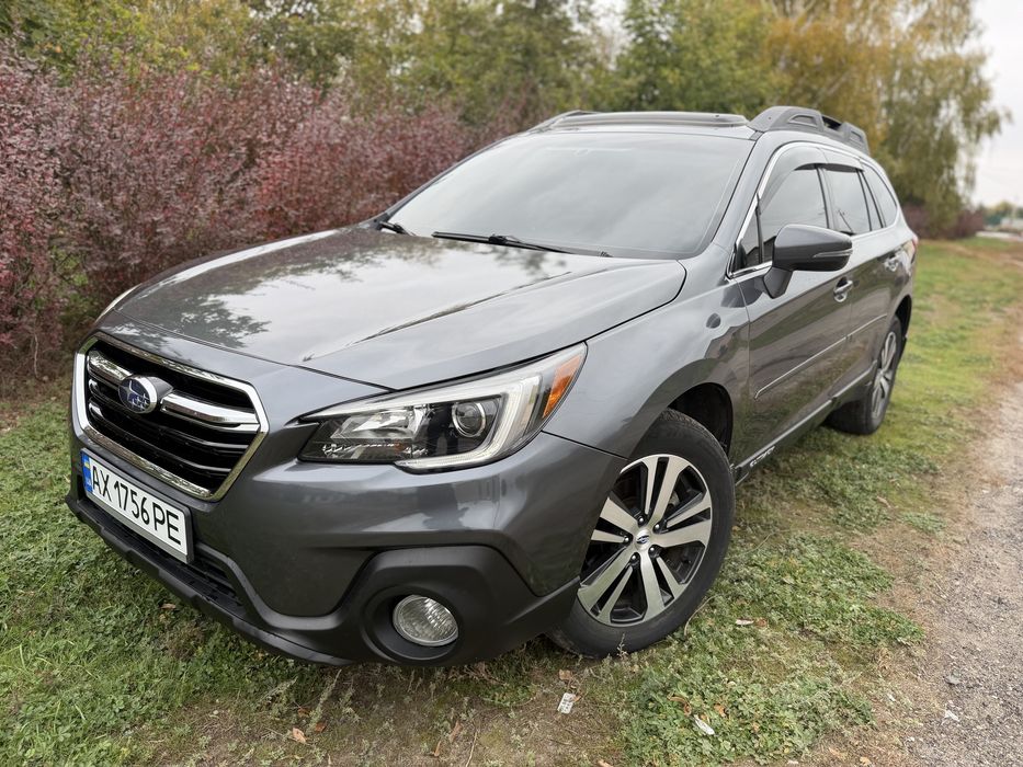 Subaru outback limited год
