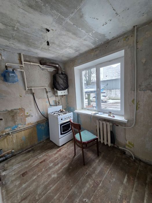 3к Продам ул.Суворова 15а ( Шепарда), Титова