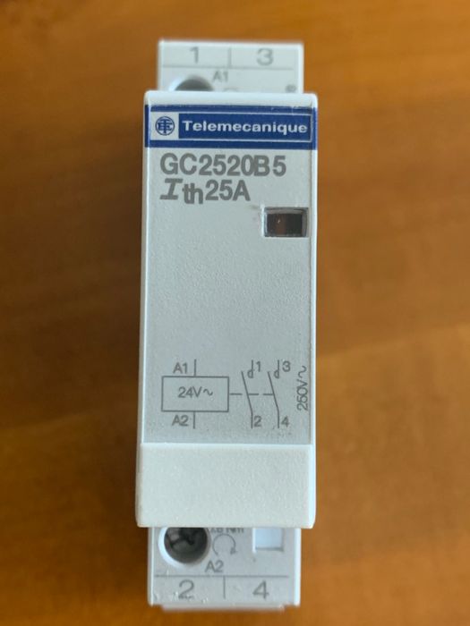 Contactor Montagem DIN 250v 25A 24v Telemecanique Schneider Electronic