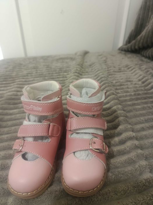 Дитячі ортопедичні туфельки для дівчинки,23 р