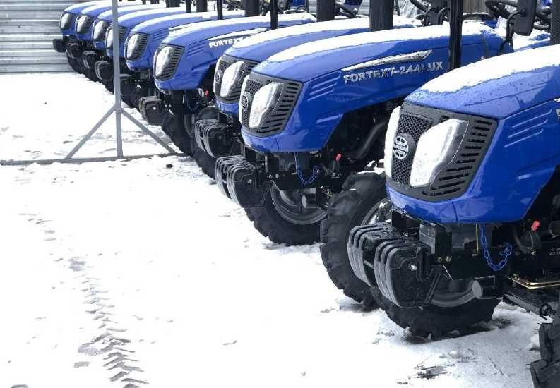 Мінітрактор Forte XT-244 LUX 4х4 24 к.с. коробка 4+1 Трактор Форте 244