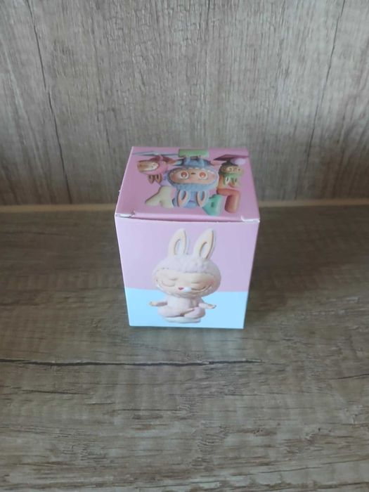 Figurka niespodzianka Labubu