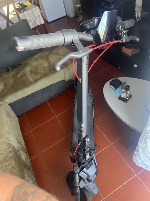 Vendo trotinete eletrica