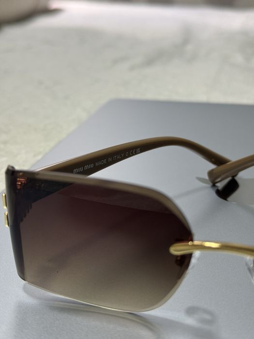 Óculos Miu Miu Castanhos - MODELO NOVO