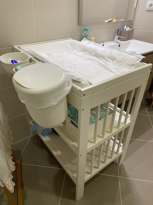 Muda fraldas Ikea