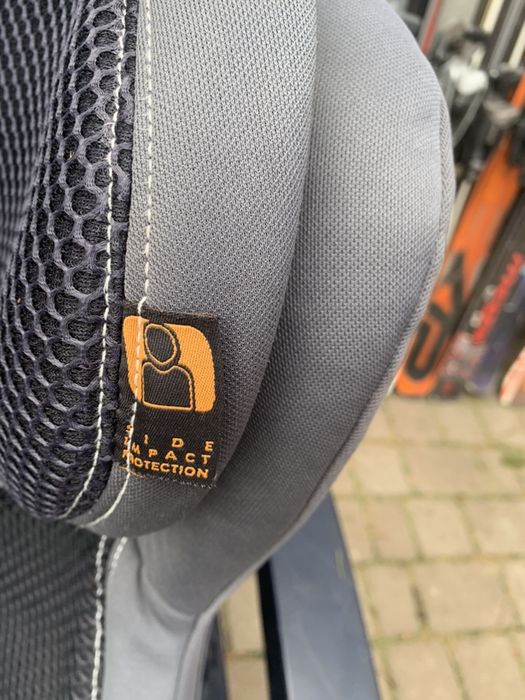 Автокрісло 36 кг