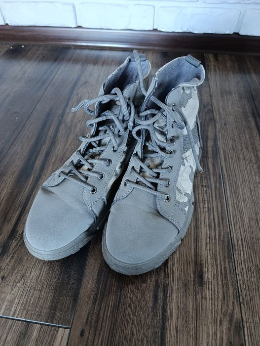 Buty męskie r. 43