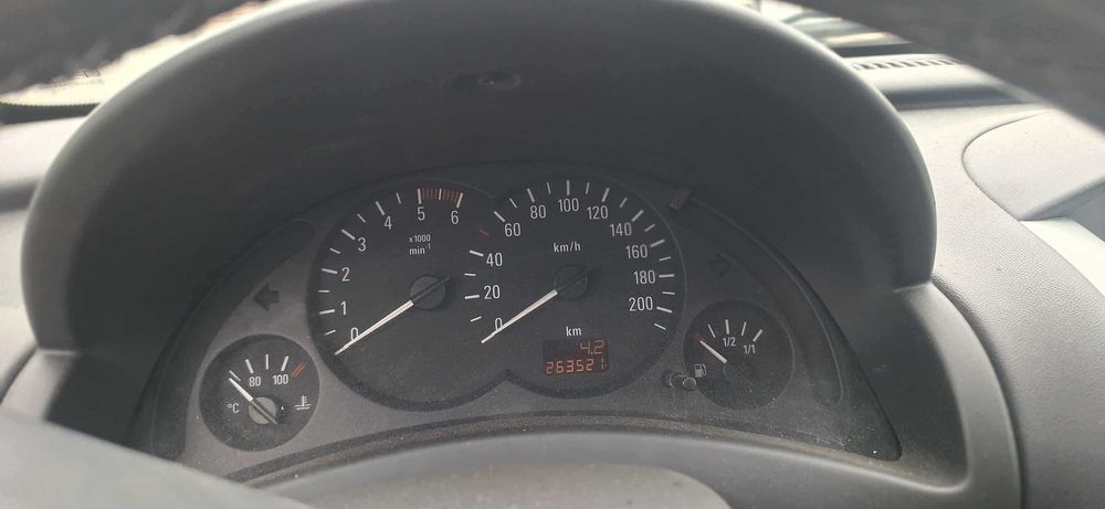 opel corsa 1,3 de 2005
