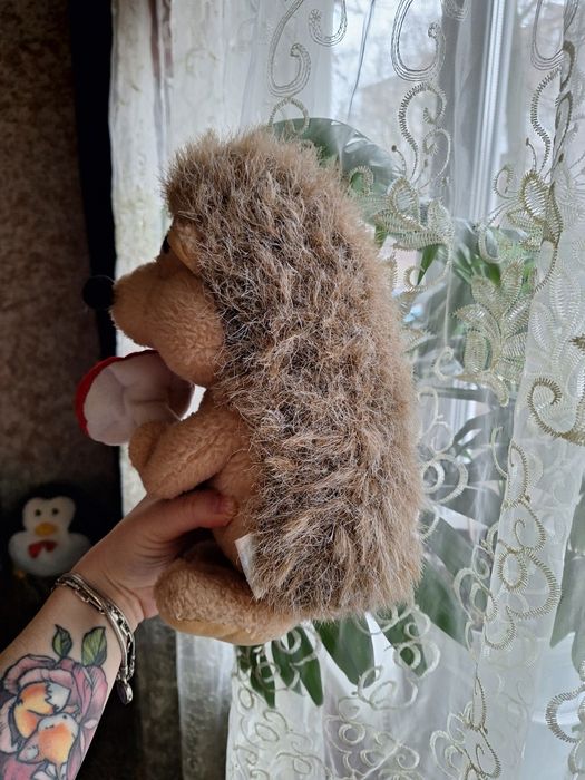 М'яка іграшка їжак