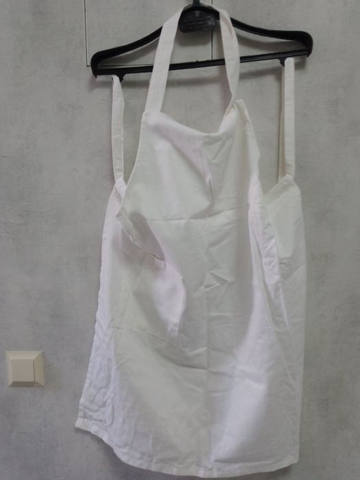 Фартук поварской /для кухни .С регулированой шлейкой