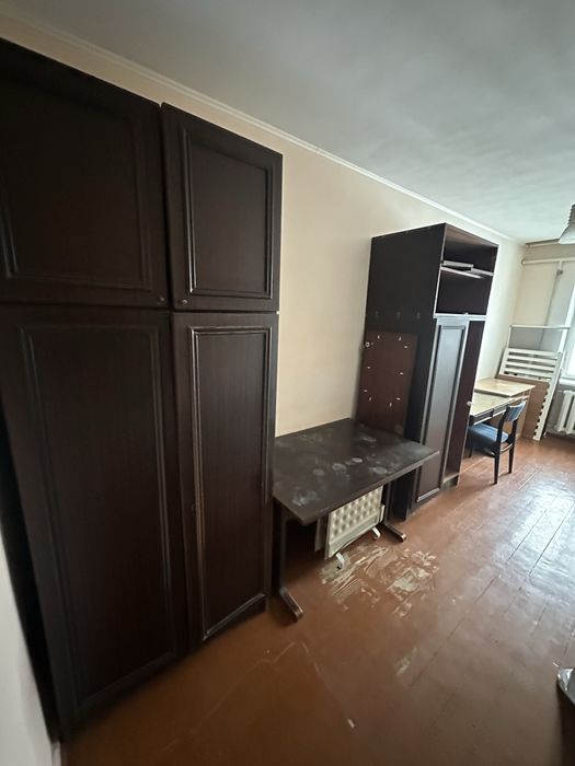 Шкафы и письменый стол