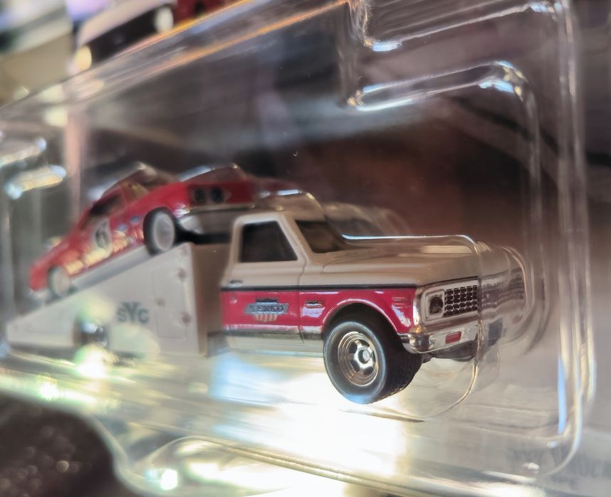 Hot Wheels - 2026 Team Transport #91 - '66 Chevrolet Corvair Yenko Stinger + '72 Chevy Ramp Truck