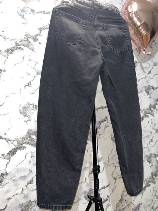 Джинсы Bershka с дырками