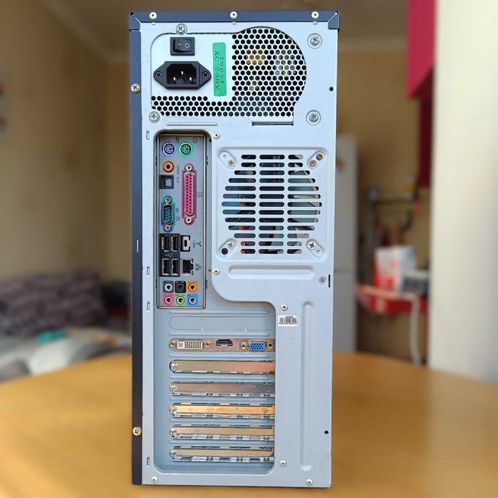 Компьютер Системний блок