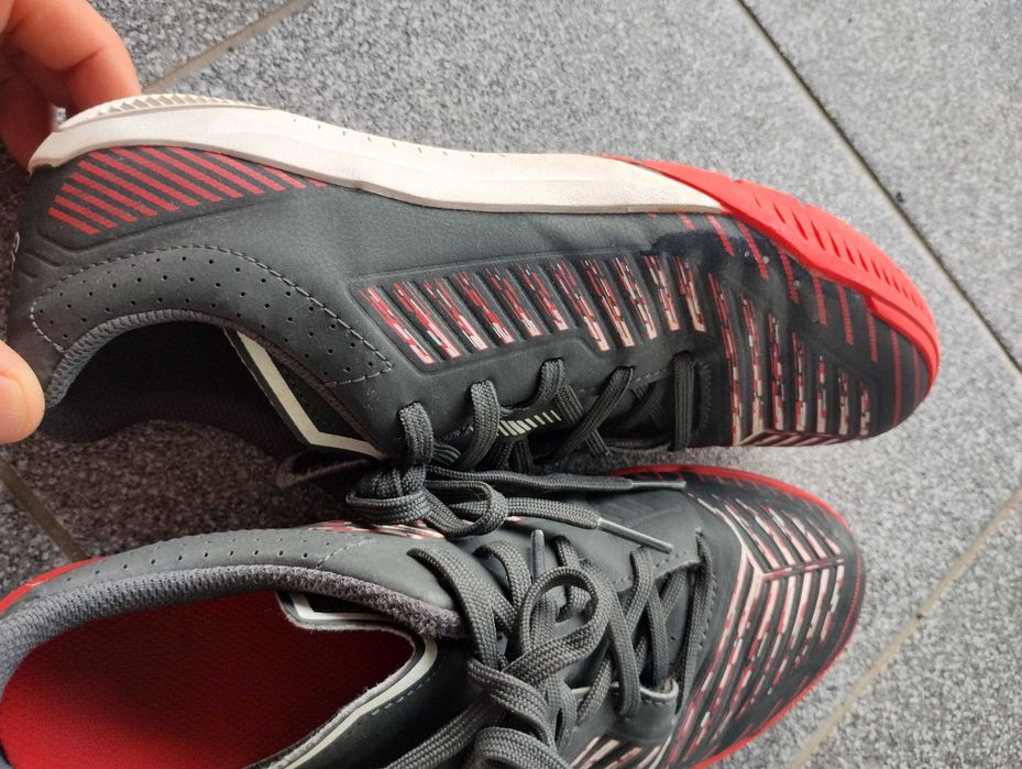 Buty kipsta jak nowe