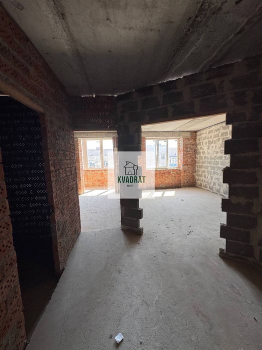 Продам 1-кімнатну квартиру в новому будинку в центрі міста
