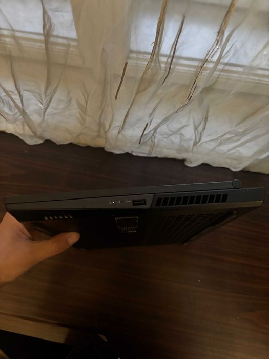 Ноутбук Lenovo legion 5 (Ryzen 7 4800h + GTX 1660 ti)
