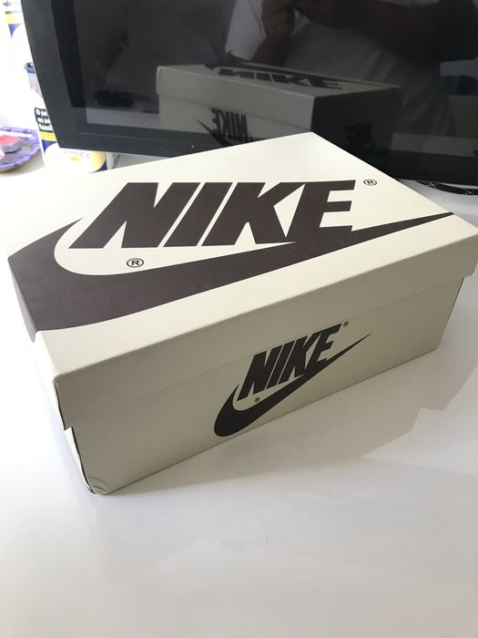 AIR JORDAN 1 LOW TRAVIS SCOTT REVERSE MOCHA