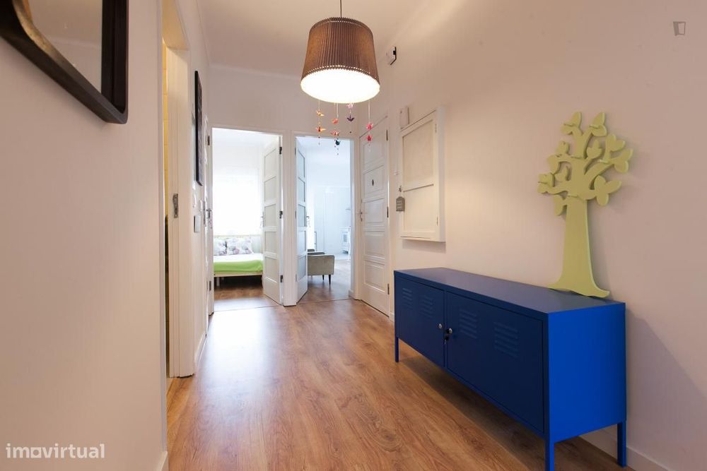 Quarto - localizado em Cedofeita Porto