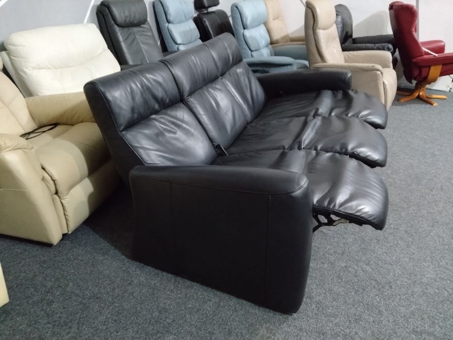 Шкіряне крісло розкладне диван  Кожаное кресло реклайнер раскладное