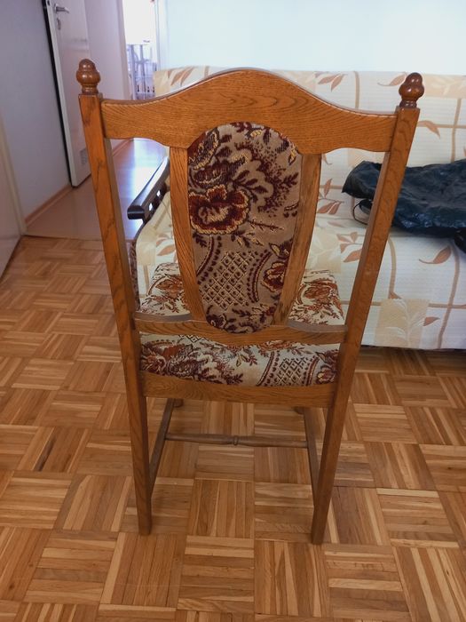 Krzesła drewniane 4 szt.