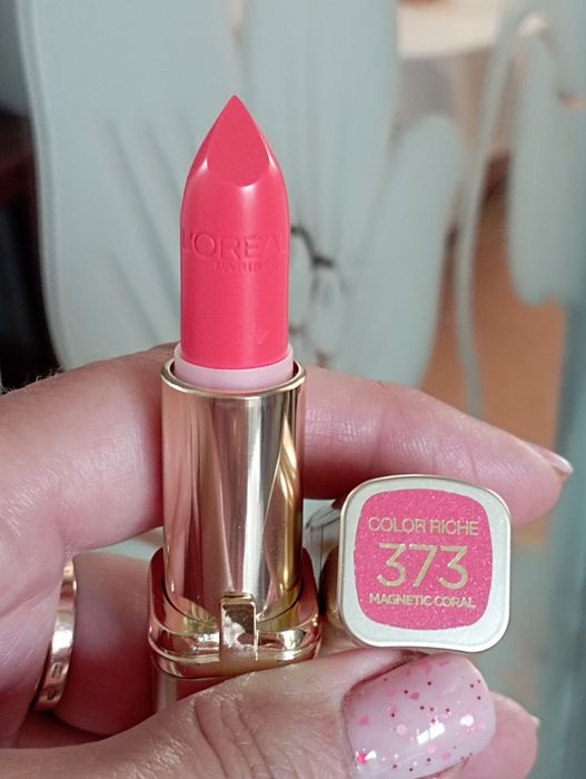 L'Oréal помади лореаль тон214,233, 505,110,371, 373