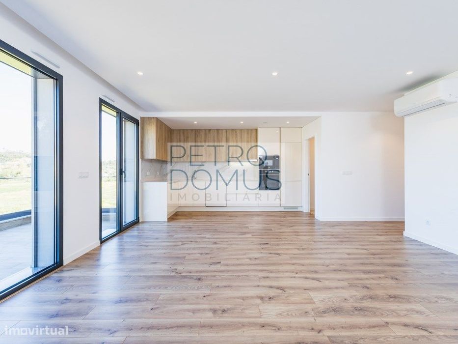 Apartamento T3 Novo A 3 Min Do Centro De Leiria — Leiria, Pousos, Barreira E Cortes, Leiria