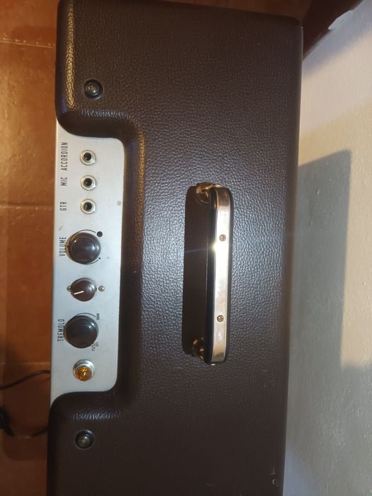 Fender excelsior // Amplificador a válvulas Viana do Alentejo • OLX