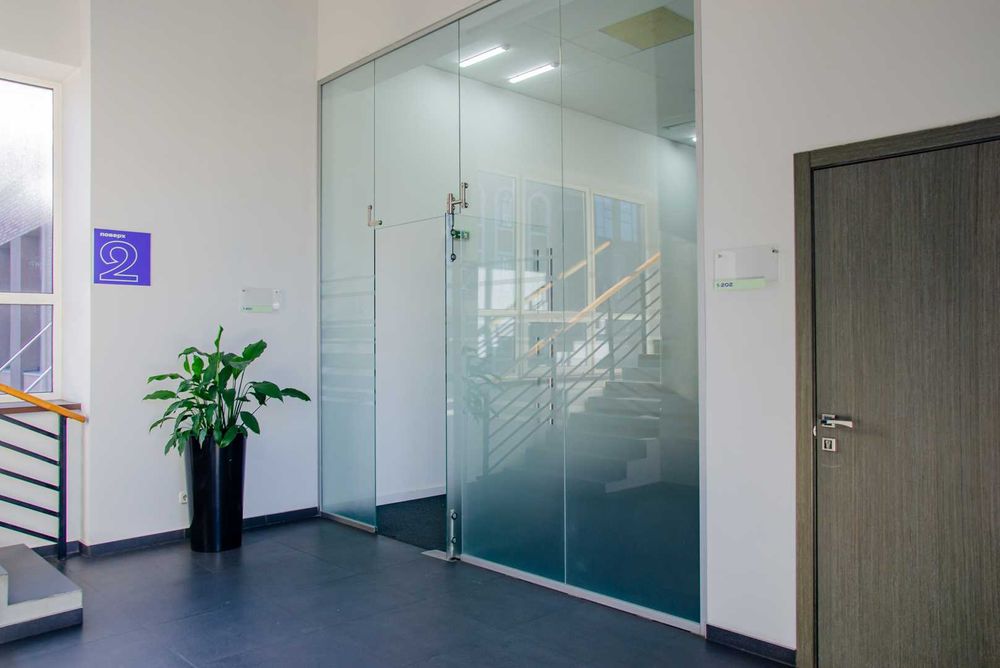 Офіс 1230 м2. Open Space, кабінети. Генератор. м. Дорогожичи 5хв пішки