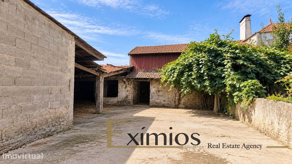 Quinta com 19.600m², situada na Maia