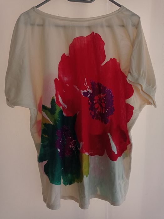 Bluzka damska w kwiaty