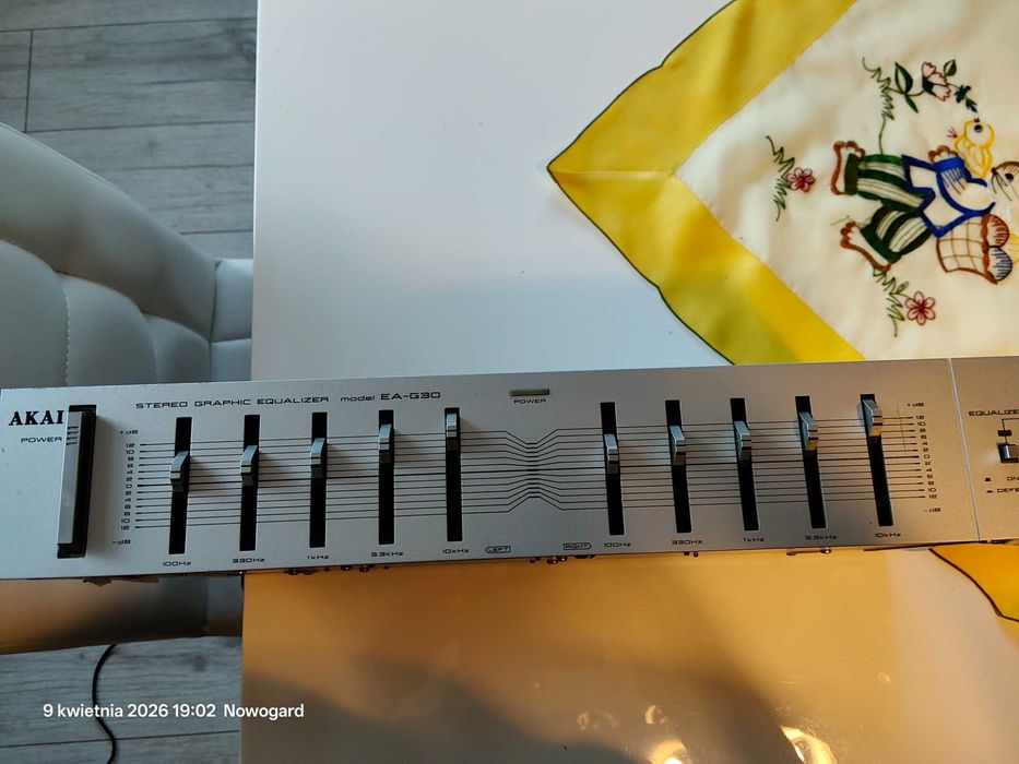 AKAI Equalizer EA-G30