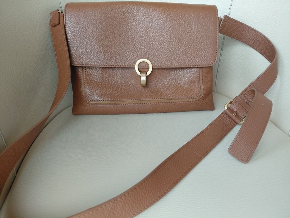 Modna torebka czekoladowa skora naturalna pakowna zlote dodatki