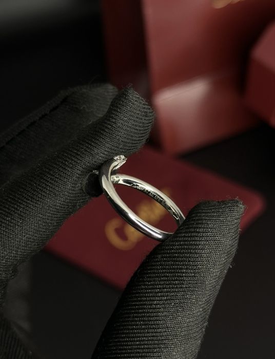 Кільце (каблучка) в стилі cartier Juste un Clou в пакуванні , як на фото