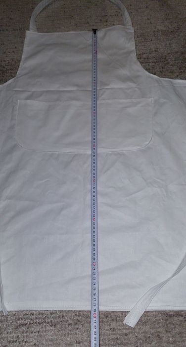 Фартук  белый  из  бязи