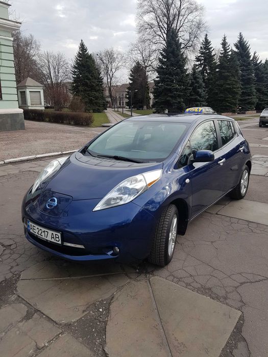 Аренда Nissan Leaf