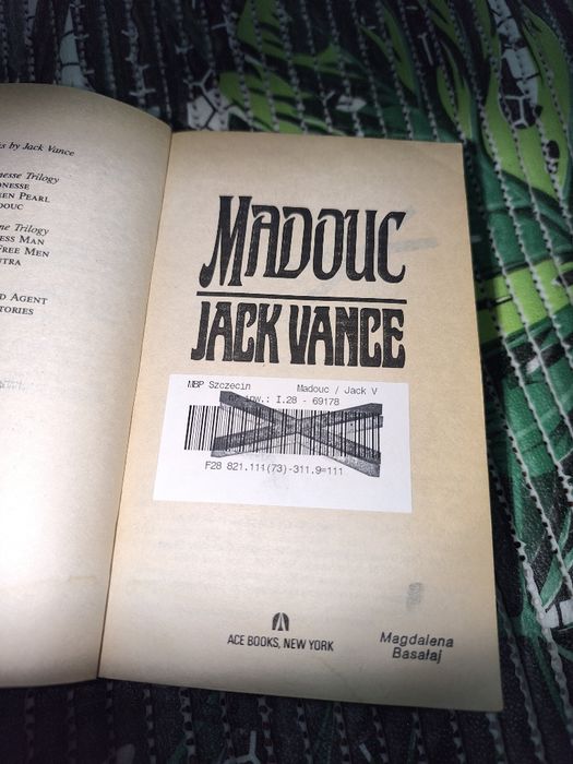Jack Vance-Madouc/English/Only U.S.A edition from 90's in Poland