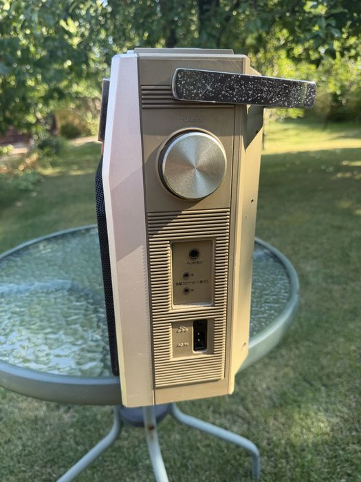 Продам магнитолу DIATONE JR-711