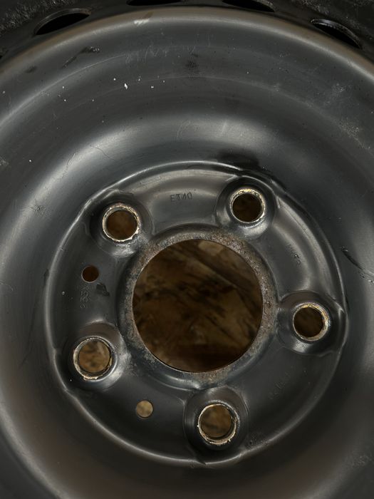 Диски5/114.3 R16 ET40 ЦО(діа)66.1  титани диски